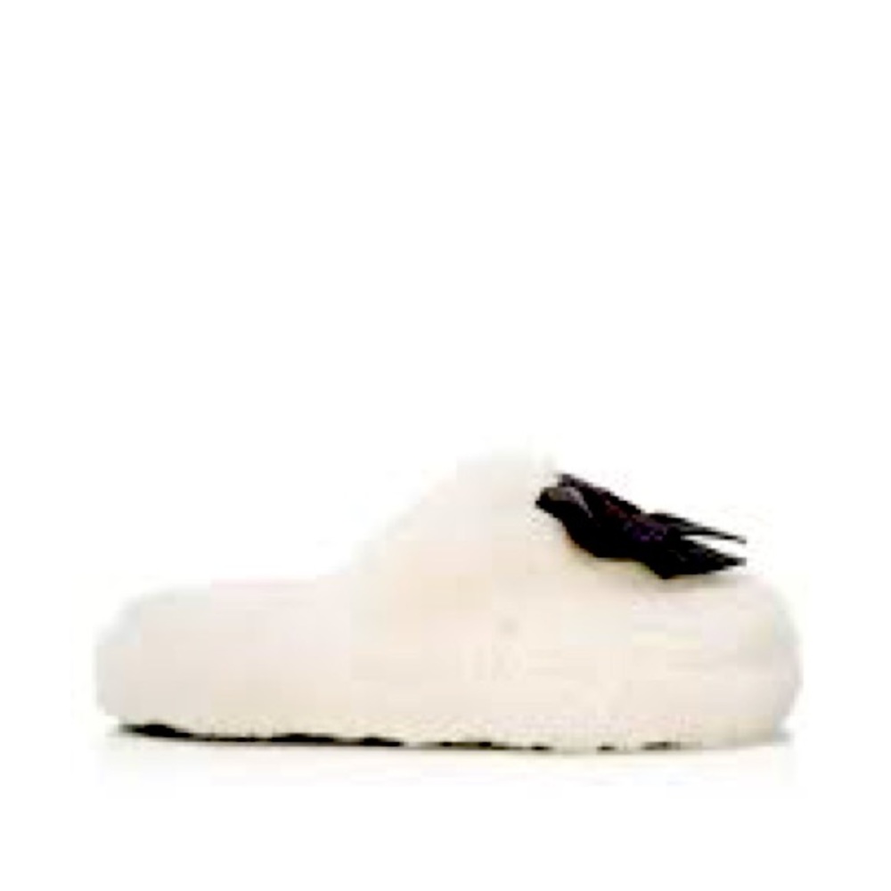 Sold on Vinted.  Kate Spade New York Bali Faux Fur Slippers
